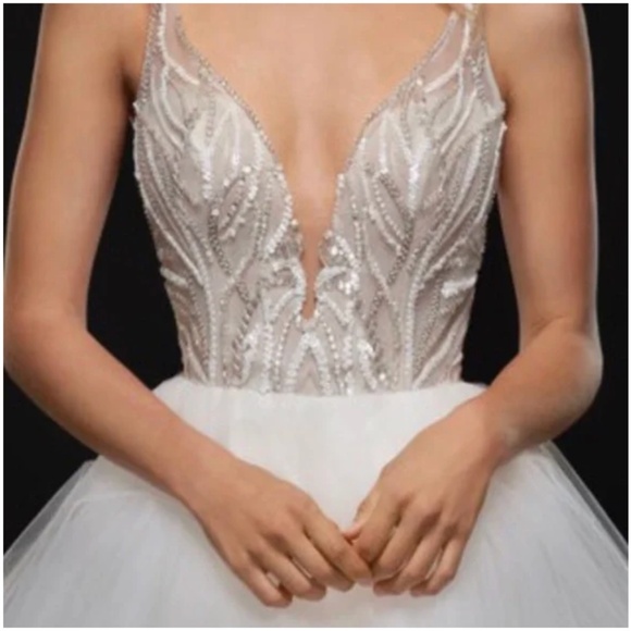 Hayley Paige- blush bridal gown - Picture 11 of 16